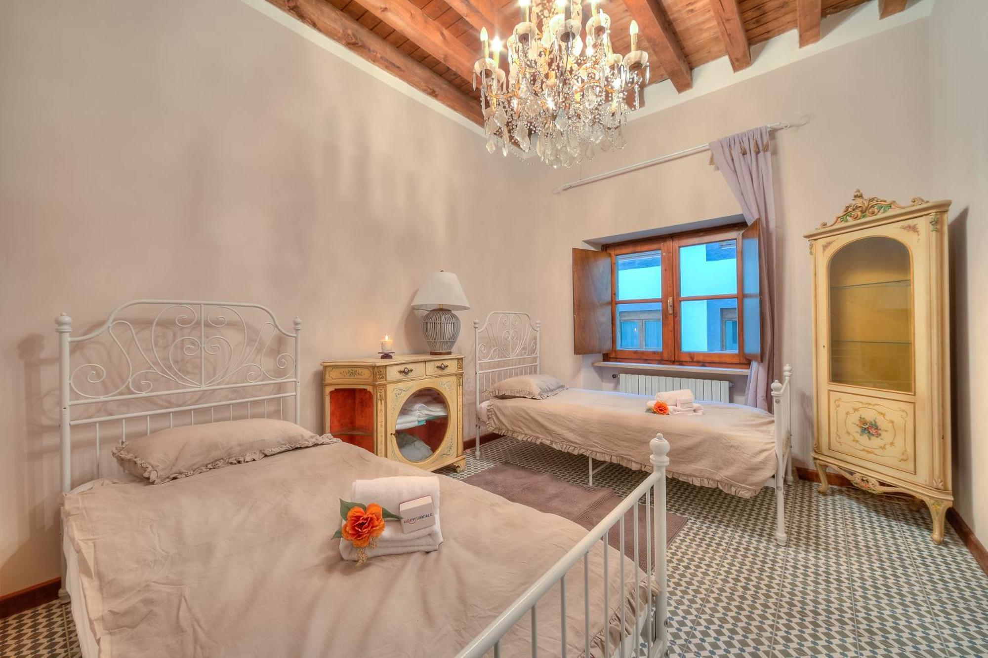 Laetitia Salo-Historic Center Near Lake - Happy Rentals Luaran gambar